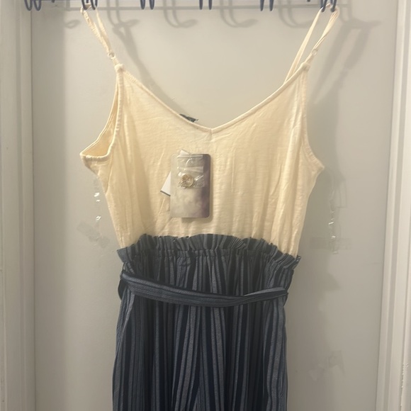 NWT Juniors' Lily Rose Button Front Paper Bag Jumpsuit
, Navy Stripe - Picture 9 of 16